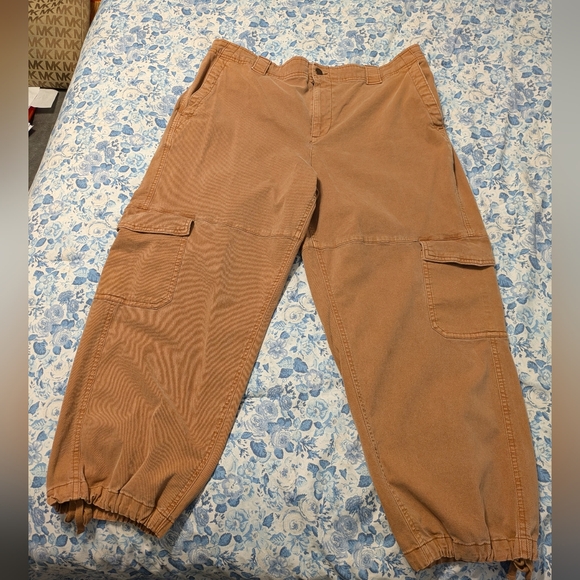 Old Navy Tan Cargo Joggers - Picture 2 of 5
